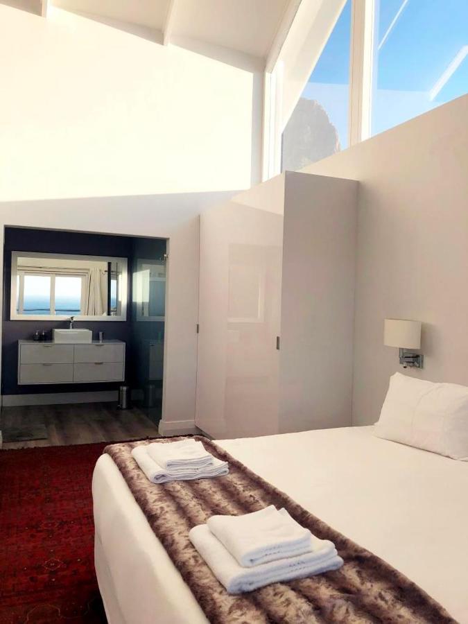 Bright Camps Bay Loft With Stunning Views And Shared Pool Διαμέρισμα Κέιπ Τάουν Εξωτερικό φωτογραφία